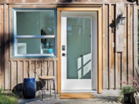 Sweetwater Retreat Cottage B&B Hotels in Salt Spring Island