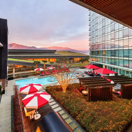Fairmont Pacific Rim