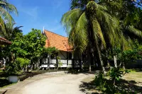 PERIDOT BY-THE-SEA @ REDANG Hotels in Pulau Redang