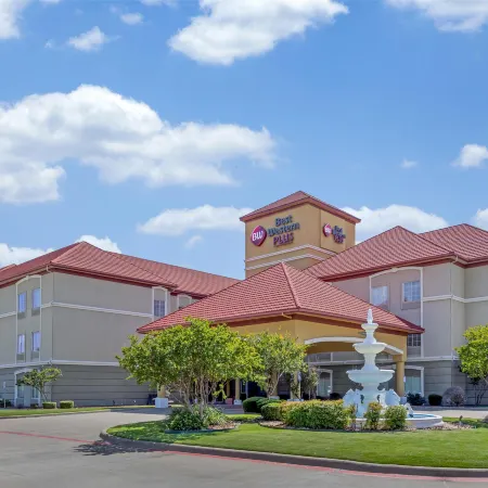 Best Western Plus Monica Royale Inn  Suites