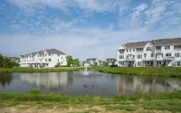 Grande Getaway Walking Distance to the Beach