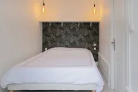 F1 city center, quiet, charming, wifi