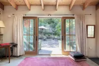 At the Merriewood Retreat you are in a private, serene,garden setting.