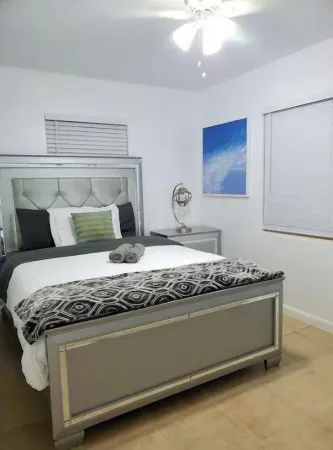 Gorgeous 1 BR Right Outside Beautiful Florida Beach