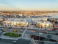 The Kelly Residence @ Peninsula Village