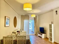 Apartamento en Planta Baja con Terraza con Salida Directa a la Piscina