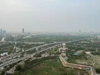 Cozy 1-bedroom apartment in Noida with AC, WiFi & Majestic City View