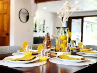 Premier Location: Group-Friendly, Walk to Autzen!