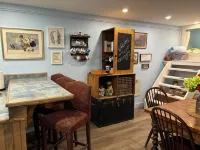 Unique Cozy private 1-bedroom apartment in charming Temple 템플 호텔