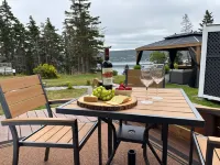Ocean Pearl Ocean View ,Private Deck W/BBQ, Outdoor Fire Pit