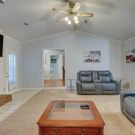 Lovely Decatur Home w/ Yard ~ 6 Mi to Town!