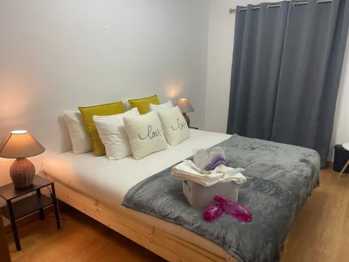 Room for 2 people with WC Living Room and Kitchen Hotel a Montijo