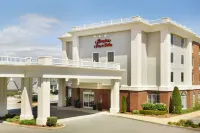 Hampton Inn & Suites Newport/Middletown Hotels in 