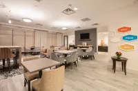 Hampton Inn & Suites Denver-Downtown - Frühstück