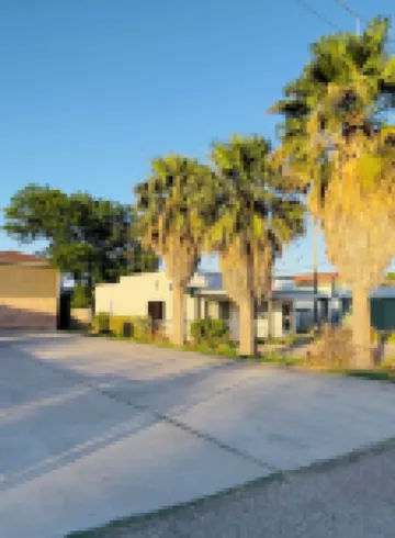 Retro Place - 2bedroom/1bathroom - GREAT VALUE!!!