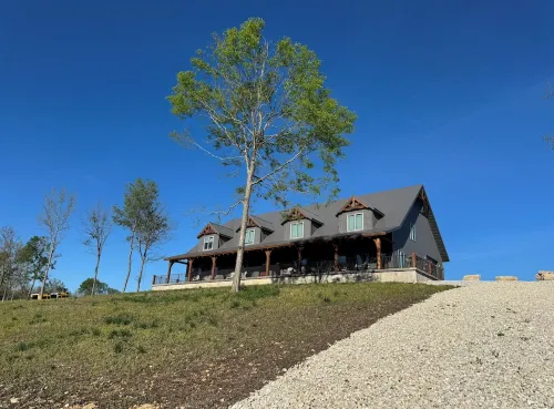 James River Hideout: Live Slow • Pristine Water • Premium Ozark Serenity! Hotel a Washington Township