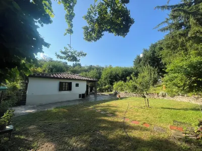 Casa vacanza La Cascata circondata da un fiume e due cascate Casa Del Popolo Circolo Arci Viaggio附近的飯店