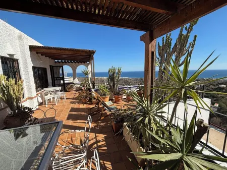 El Mirador de Mojacar, a house with terrace and spectacular views in the village.