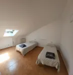 House with swimming pool and private property 15 minutes from Vigo (pet friendly Hotels in Mos