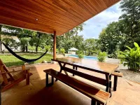 3 Bdr Luxe Villa with Private Pool, 20 Min from beach By Foot