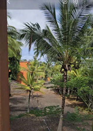 Charming 2-bedroom villa with AC, fitness room in delightful Tombeau Bay Отели рядом с достопримечательностью «Mauritius Standards Bureau»