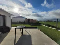 Charming house 10 minutes from the beach Hotels in Chemilly-sur-Yonne