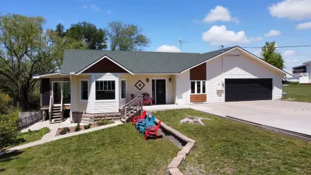 Mock Family Lake House