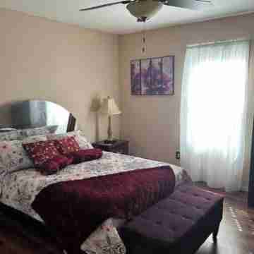 Charming 3-bedroom house in Winston-Salem with AC, WiFi Rooms