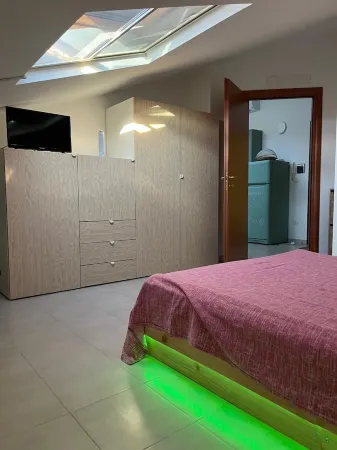 Apartment located a few minutes' drive from downtown, harbor and southern waterfront Отели рядом с достопримечательностью «Spiaggia libera Termoli»