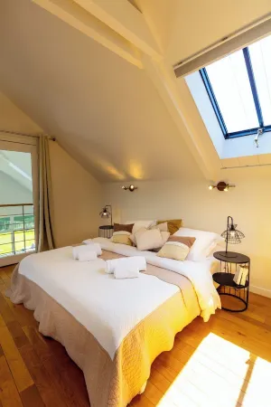 "Les Ecuries" A luxurious haven of peace overlooking the Gulf of Morbihan