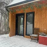 Private 13-Acre Escape — Renovated 3BR Home with Stunning 360° Views Hotels in Hillsdale