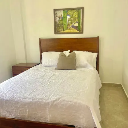 Beautiful 2-bedroom, 1-bathroom Villa with AC and WiFi