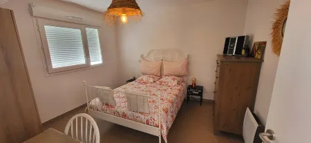 Appartement T2 Équipé Отели в г. Монтё