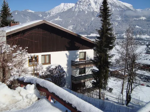 Alpenjuwel Oberstdorf – Mountain Views, Balcony & Sauna, Lift Pass, Dog Friendly