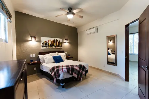 Villas Escondido, Villa #1 one Bed. Suite Only 3 km-2ml to beach and shopping. Hotels in Bahia de Banderas