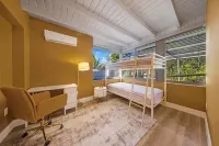 Hidden Miami Oasis • Heated Pool + Fun Games