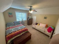Cumberland Lake House - 2 miles from Jamestown Marina - Sleeps 11