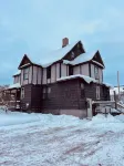 Large Home Near Trail in Calumet - WiFi