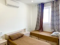 Spacious 3 Double bedroom PENTHOUSE closed to Paceville and St. George Beach Hotels in Swieqi