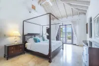 Luxurious Villa Antigua/Hot Tub/Private beach/Pool Hotels in 