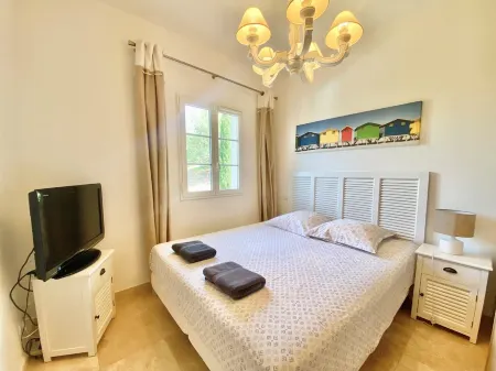 Splendide Appartement Dans Résidence Sécurisée Avec Piscine Proche du Village