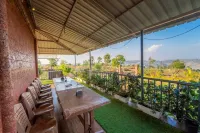 Charming villa with in-house Chef and Swimming Pool in picturesque Mahabaleshwar