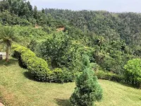 Providence ,Charming 3-bedroom cottage with WiFi and AC in Mahaut. Hotels in Mahaut