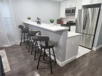 Huge 5BR in Best Location ~ 25 Min to NYC