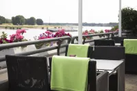 Hotel Rheingarten Hotels in Moers