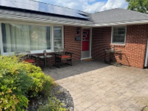 Spacious 4-BR House Close to Everything in Christiansburg, Blacksburg & Radford