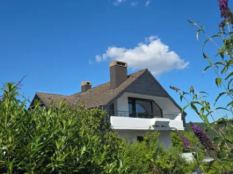 Apartment Lieblingsblick - cosy and chic - prime location in Bad Münstereifel Отели в г. Бад-Мюнстерайфель