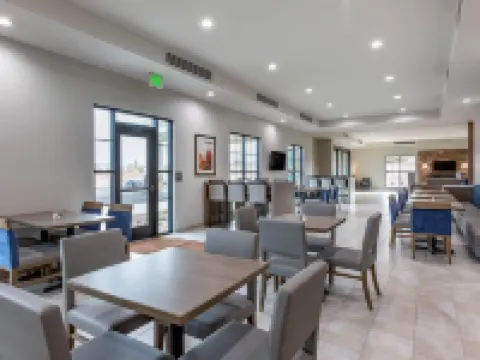 斯科特斯德話棒娛樂區舒適套房 斯科特斯德酒店