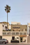 Entire Home in Manhattan Beach