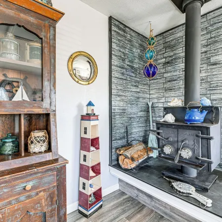 Updated Home 2 Mi to Beach in Crescent City!